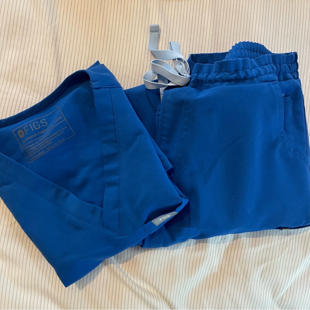 Figs scrub set